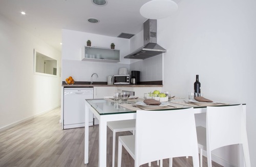 Sants-Badal Apartment | Blanca 1 - Habitat Apartments