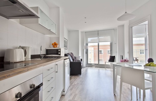 Collblanc y La Torrassa Apartment | Blanca 4 - Habitat Apartments
