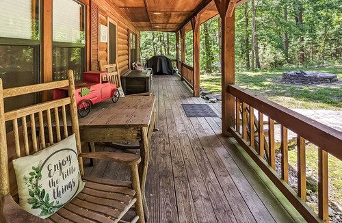 Newnata House | Blanchard Cabin in the Woods - fiber internet