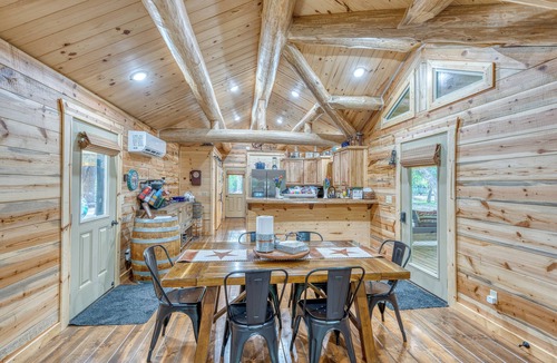Blanco House | Blanco Riverfront Estate w/2 Homes: 8-Acre Oasis