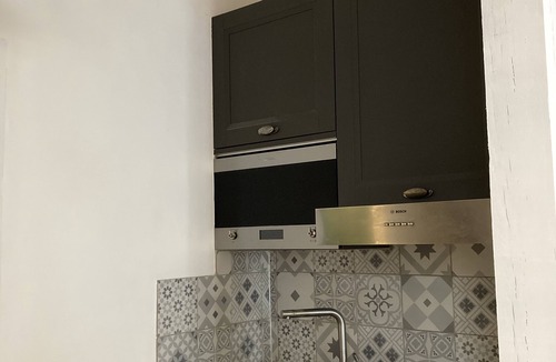 Cathedrale Apartment | BLANQUI-LOFT Large 1 room apartment in quiet area of Tours