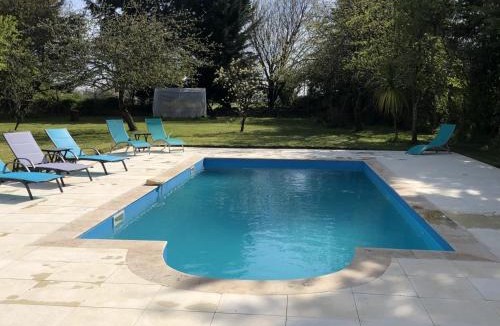 Blanzay Apartment | BlanzayAprtment 1bed Pool Bbq Wifi FreeP