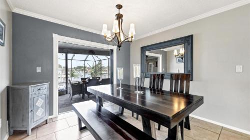 Lawrenceburg House | BLC200