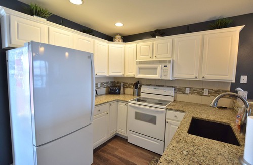 Osage Beach Condo | Bldg 10-Large DECK-2 Pools/Sandy Beach Area - Main Channel viewnBoat slip avail.