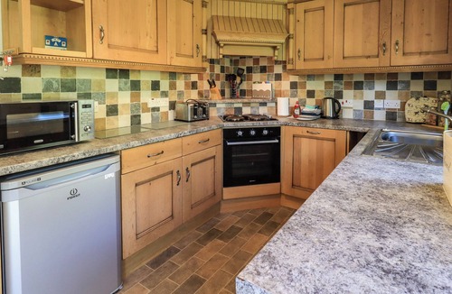 Glenridding Cottage | BLEABERRY COTTAGE, pet friendly, with open fire in Penrith