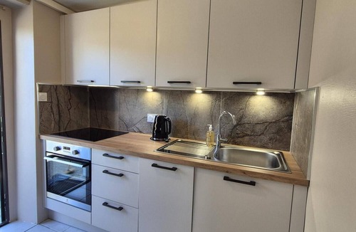 Fontainebleau Apartment | Bleautiful Diane : private apartment