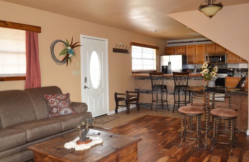 Bandera House | Blessed Bull @ the Creek