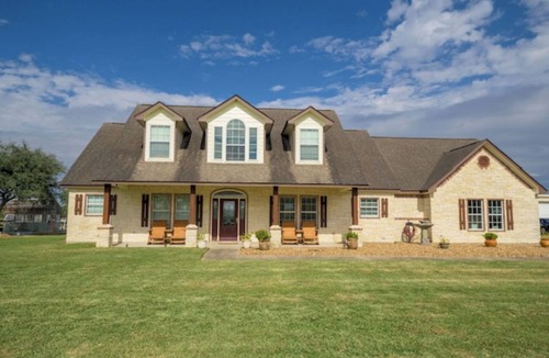 Blessing House | Blessing Farmhouse w/Farm Views & Outdoor Living