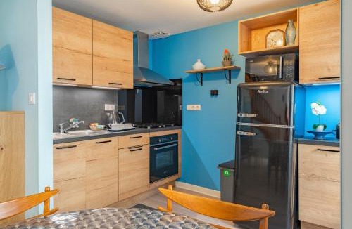 Jonzac Apartment | Bleu Bonheur