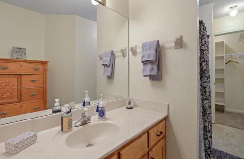 Cordova House | Bleu Elephant