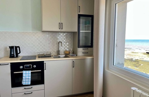 Langrune-sur-Mer Apartment | Bleu Langrune - Sea view studio