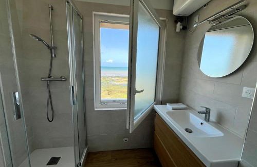 Langrune-sur-Mer Apartment | Bleu Langrune - Studio vue Mer