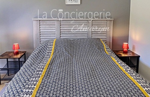 Eu Apartment | Bleu soleil, joli studio rez-de-chaussée à EU