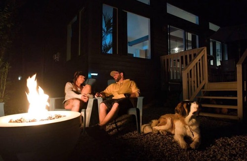 Pont-Rouge Ski Chalet | Bleu Soleil | Nature, Comfort & Pet-Friendly