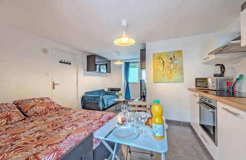 Plougastel-Daoulas Apartment | Bleunienn - Studio au cœur du centre-bourg