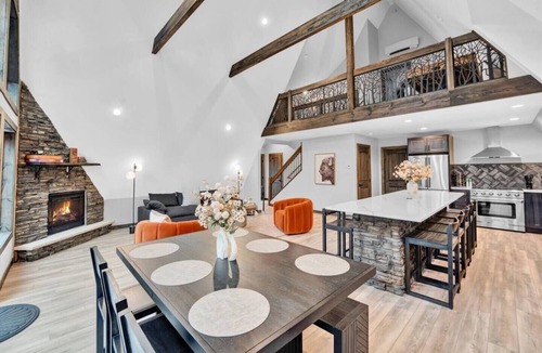 Jim Thorpe Ski Chalet | Bliss A-Frame, Heated Pool AxeThrow Sundeck Sauna HotTub FirePit