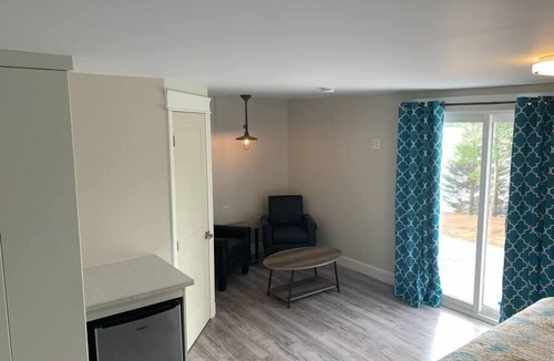 King's Point Apartment | Bliss by da Bay (Suite 2)