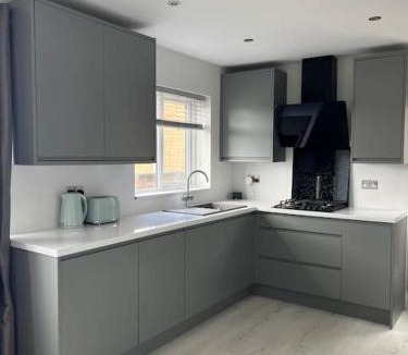 Brimington House | Blissful Barrys