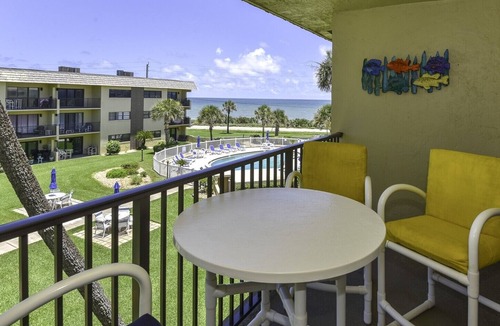 Breakers Condo | Blissful Beach Days Ahead