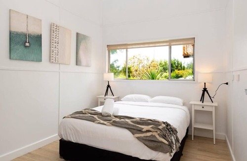 Broulee Apartment | Blissful Beachfront Apartment - Broulee