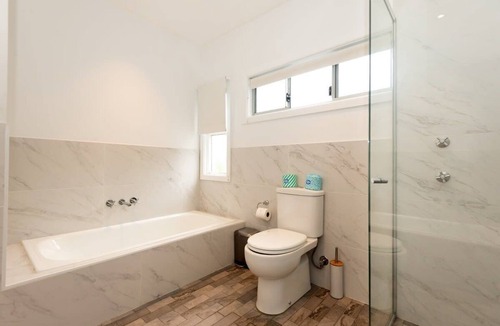 Broulee Apartment | Blissful Beachfront Apartment - Broulee