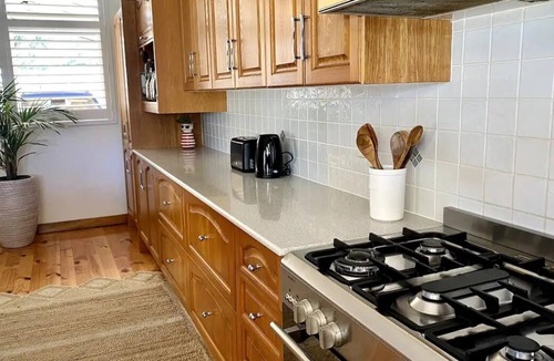 Grange House | Blissful Beachside Vibes