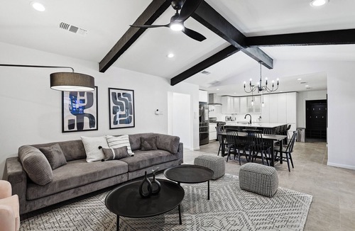 DeSoto House | Blissful bonding Desoto