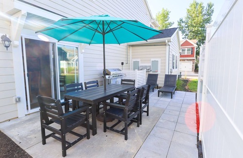 South Haven Ski Chalet | Blissful Daze- 2 pools, Hot tub