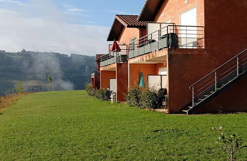 Trebas House | Blissful Holiday Home in Trébas with Sauna