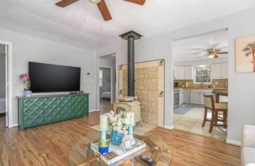 Birdsnest House | Blissful Oasis | Waterfront Seclusion with a Dock!