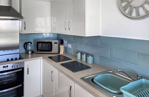 Perranporth Cottage | Blissful Ocean Breeze