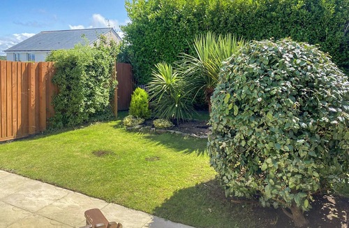 Perranporth Cottage | Blissful Ocean Breeze