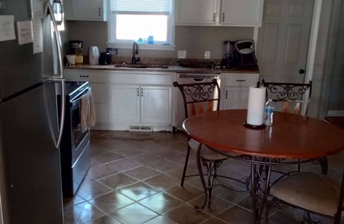 Huntsville House | Blissful on Bradley S