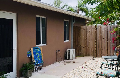 Hamptons at Boca Raton Apartment | Blissful Private & Immaculate Large Studio w/ Pool - Close to Everything