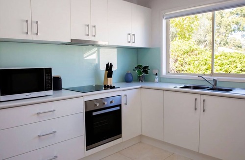 Surf Beach House | Blissful Stay Moments From the Beach