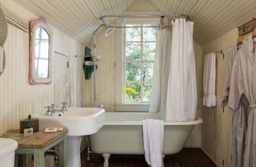 Cat Spring Bed & Breakfast | BlissWood B&B Ranch