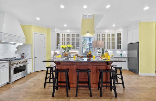 Horseshoe Bay West House | Blister Gold Hideaway | Concierge Services