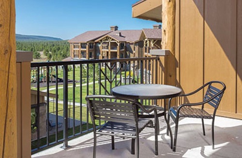 West Yellowstone Resort | BLOCK Yellowstone 2br Condo - Custom
