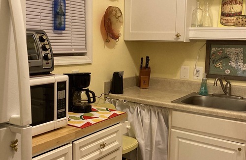 North Beach House | Blocks to the Boardwalk!