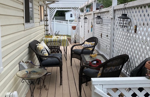 North Beach House | Blocks to the Boardwalk!