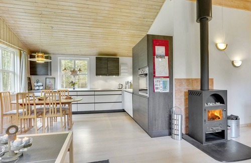 Hojslev House | "Blome" - 150m to the fjord by Interhome
