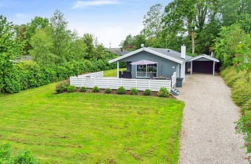 Østerskov House | "Blomma" - 300m from the sea by Interhome