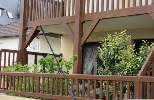 Blonville-sur-Mer Apartment | Blonville Center 3 room apartment and large terrace