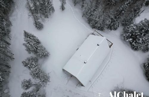Shannon Ski Chalet | BLOOM - Luxe et Confort en forêt