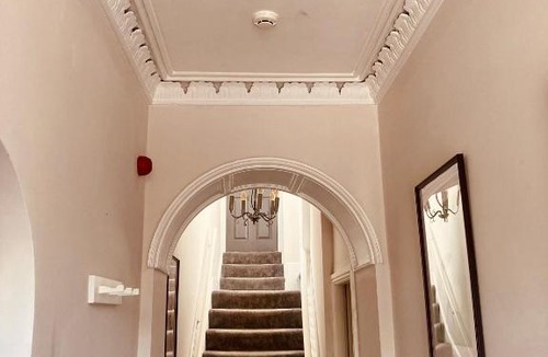 Lancaster House | 'Bloomfield' at stayBOOM