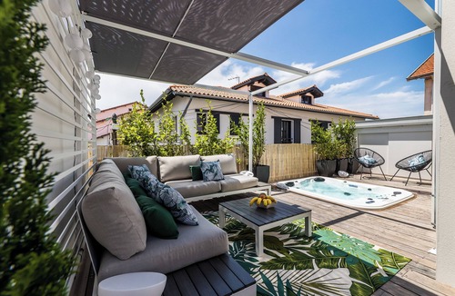Biarritz Villa | BLOOMY - Villa Biarritz
