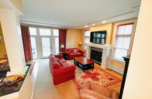 Proctorsville Apartment | Blossom Haven Charming 3BR Condo