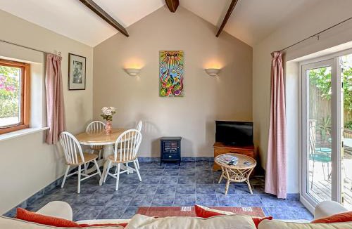 Hassocks House | Blossom's Cottage