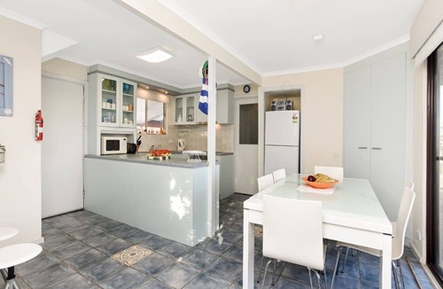 Middleton House | Blossom's Paradise Middleton Pet Friendly