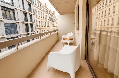 La Presqu'ile Apartment | Blossom Suite-Hyper centre Jacuzzi Balcon clim